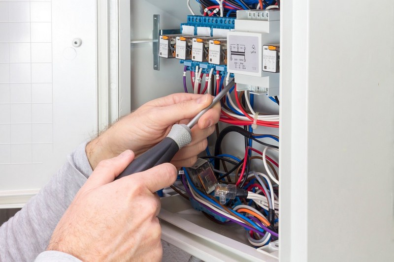 Auburn altering circuits for your home in WA near 98092
